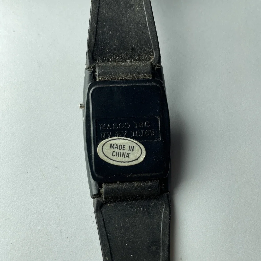 Vtg‎ Nintendo Game Boy Wrist Watch, 1992  NO BATTERY untested.